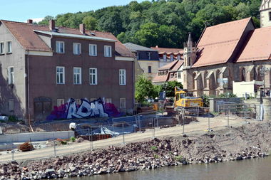 Graffiti Bombing in Gera - Photo by geracity - rdm, redröm