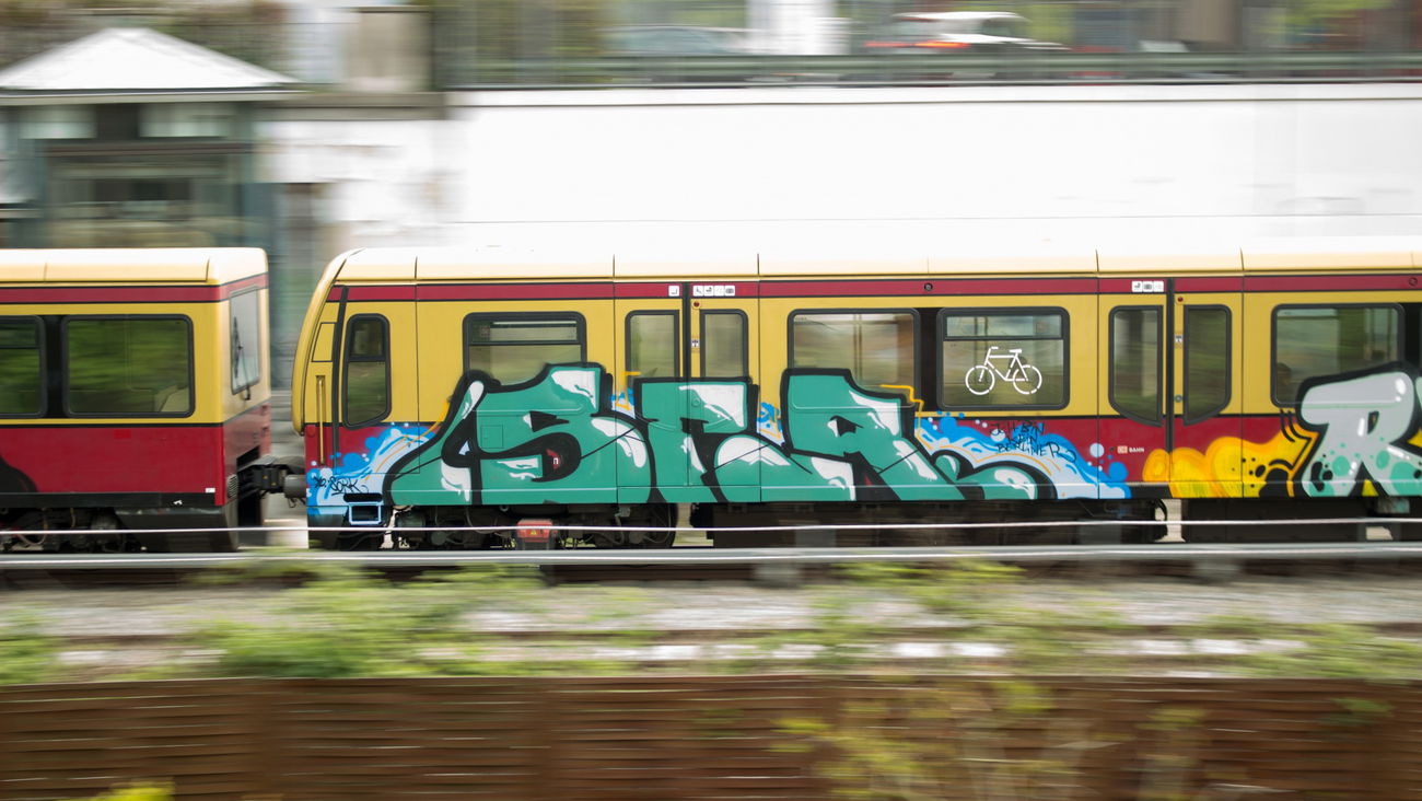 Graffiti Train in Berline - Photo by geracity - ser