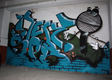 Graffiti Wall - Photo by geracity - Kery, ser (2013)