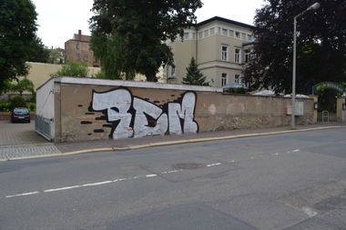 Graffiti Bombing in Gera - Photo by geracity - rdm, redröm