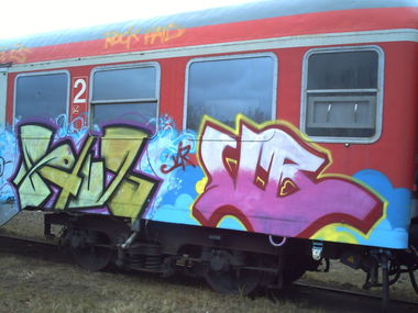 Graffiti Train - Photo by geracity - fötus, vr