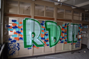 Graffiti Wall in Leipzig - Photo by geracity - rdm, redröm (2014)