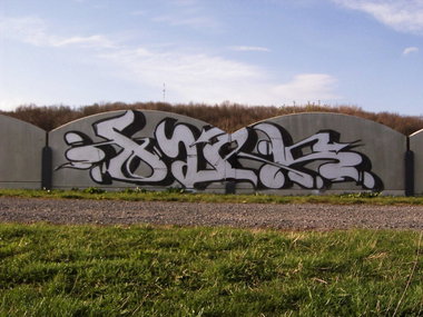 Graffiti Wall in gera - Photo by geracity - dark