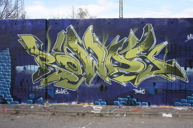 Graffiti Wall - Photo by ghettoklaus - rowdy