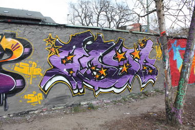 Graffiti Wall - Photo by ghettoklaus - adir