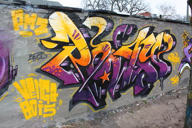 Graffiti Wall - Photo by ghettoklaus - rowdy
