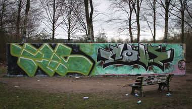 Graffiti Wall - Photo by gibmirdeineseele - cow, nkl, tql
