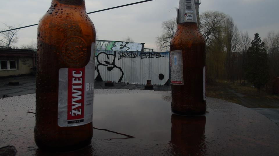 Graffiti Bombing - Photo by gintonic - chrome, winter, eo