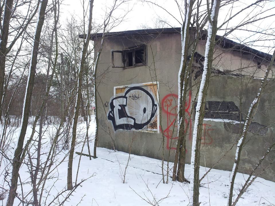 Graffiti Bombing - Photo by gintonic - eo, crew, local