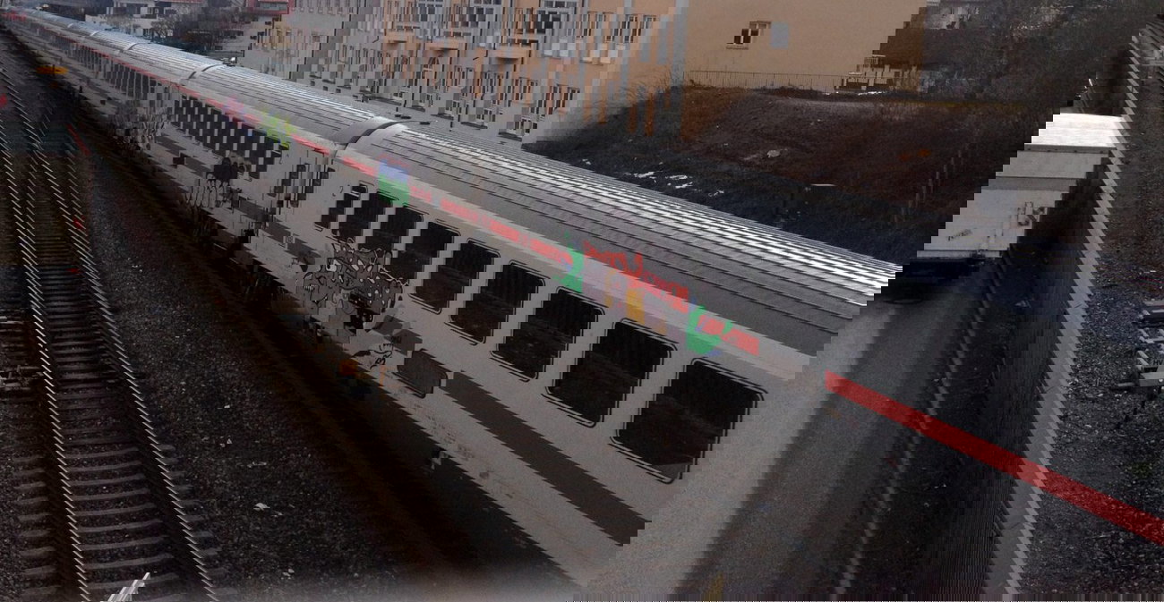 Graffiti Train - Photo by gisela88 - knete, keule, kiecher