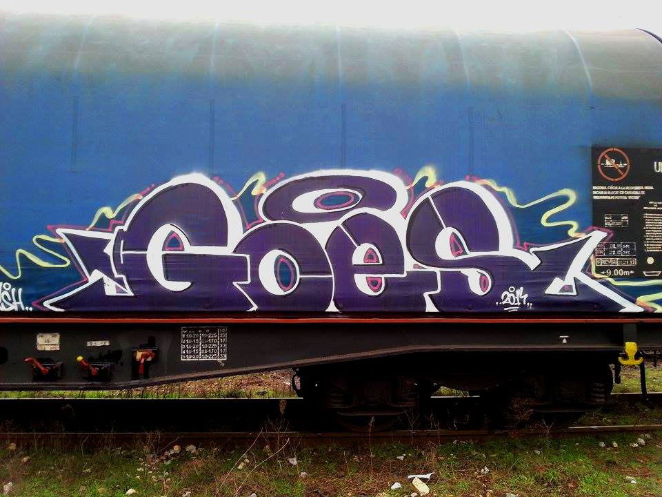 Graffiti Train - Photo by goes1 - goes (2014)