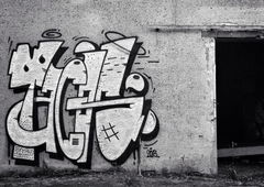 Graffiti Bombing in Halle - Photo by goodhuman - graffiti, tacos, piece