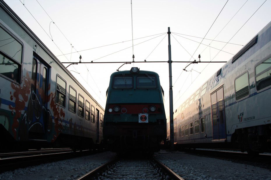 Graffiti Train - Photo by gorosh (2013)