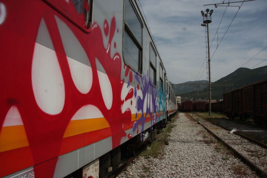 Graffiti Train - Photo by gorosh - zcg (2013)