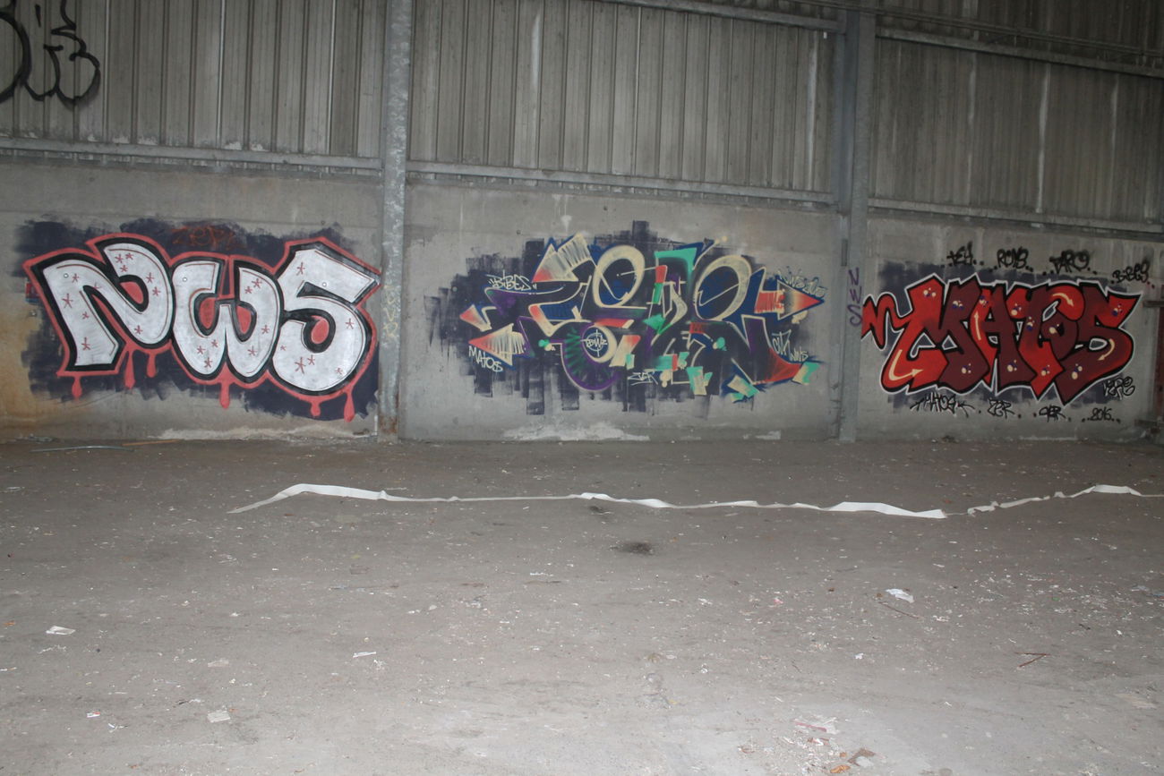 Graffiti Bombing - Photo by graffforlife