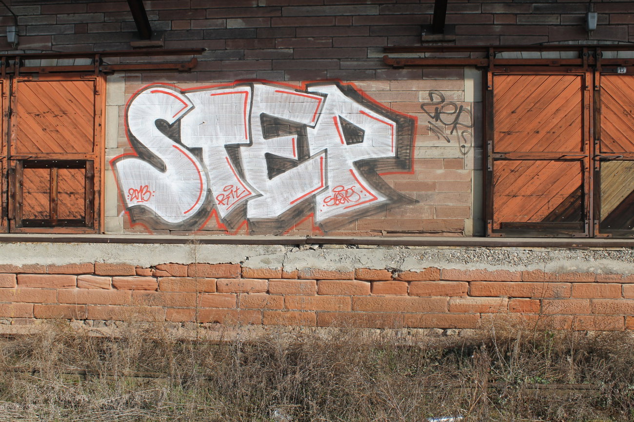 Graffiti Wall - Photo by graffforlife