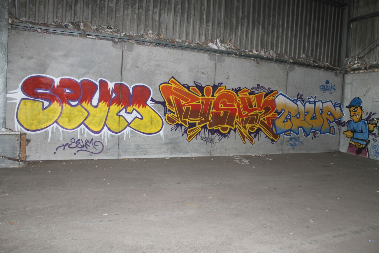 Graffiti Wall - Photo by graffforlife