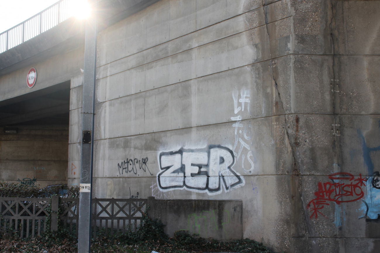 Graffiti Bombing - Photo by graffforlife