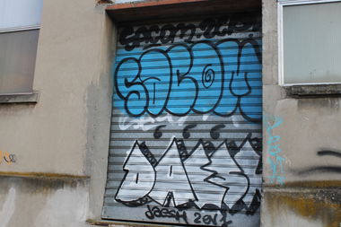 Graffiti Bombing - Photo by graffforlife