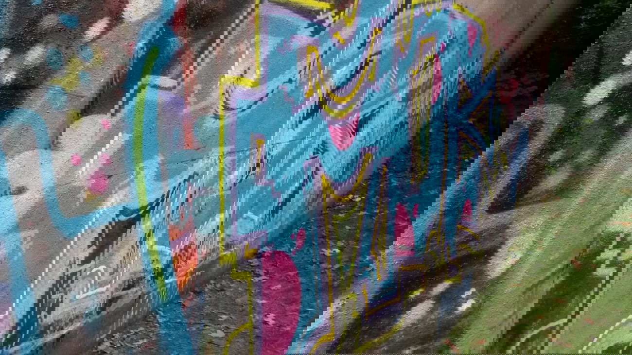 Graffiti Wall - Photo by graffiti4life