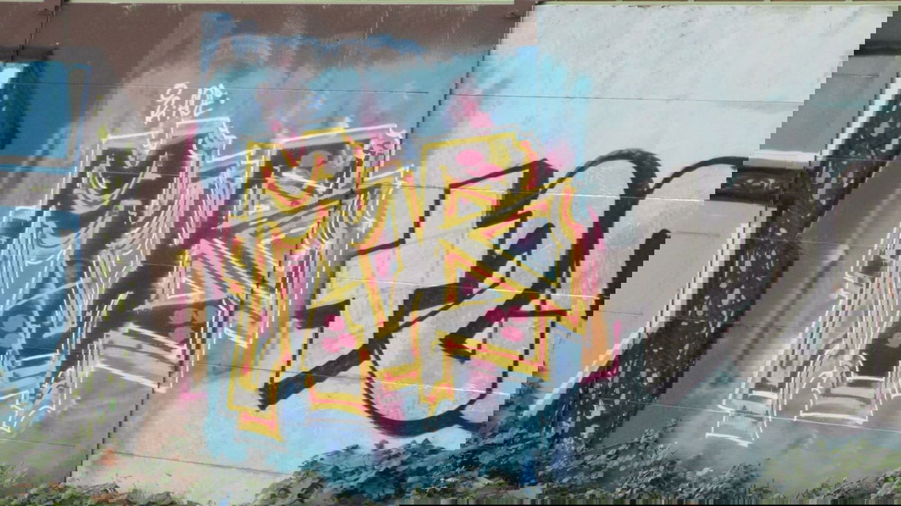 Graffiti Wall - Photo by graffiti4life