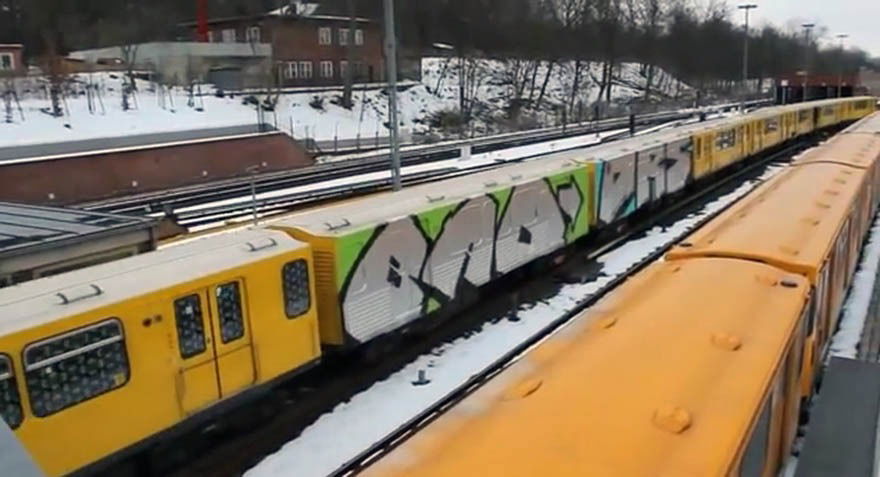 Graffiti Train - Photo by graffitiBLN - bad, drs