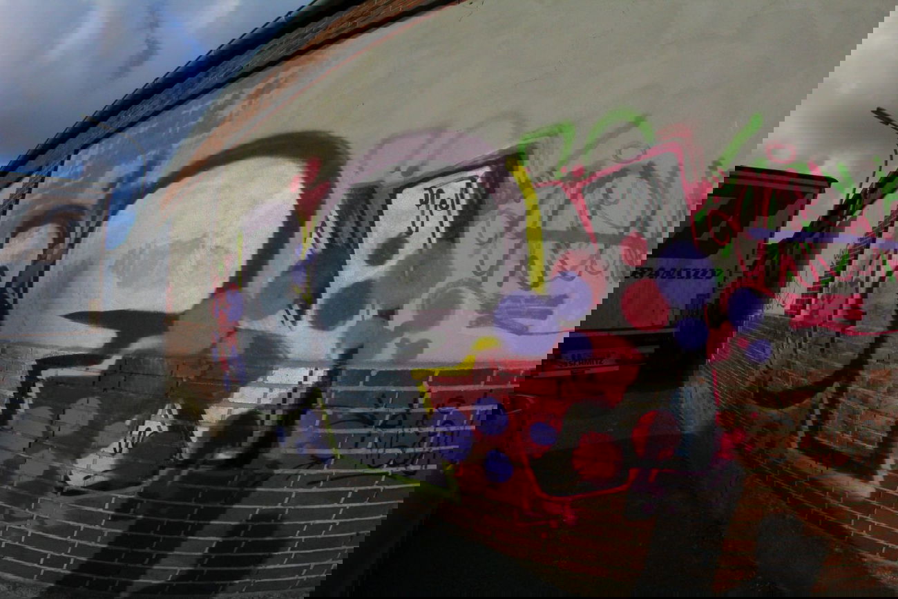 Graffiti Bombing - Photo by graffiti_bs - Bf, BF, Braunschweig-weststadt (?)