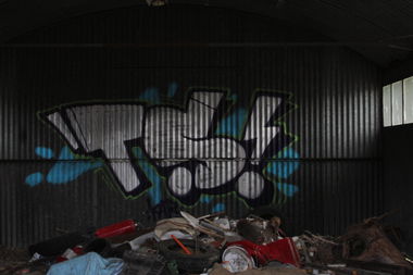 Graffiti Wall - Photo by graffiti_bs - TS, Team, Shorain (?)