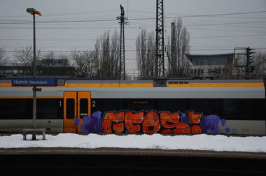 Graffiti Train - Photo by graffocalypse - Gfos, Graffiti, Train (2015)