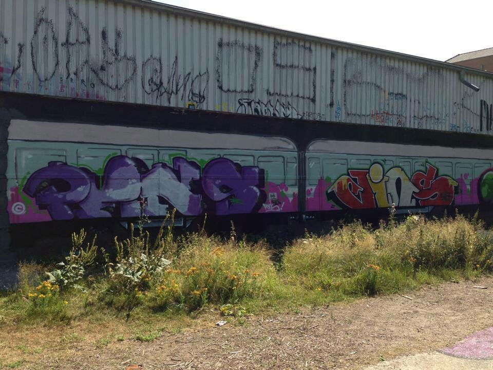 Graffiti Wall - Photo by graffocalypse - Pens, Cops, Wall (2013)