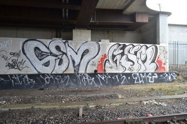 Graffiti Wall - Photo by gsmcrew - gsm (2011)