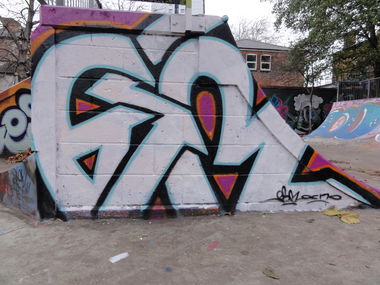 Graffiti Wall - Photo by gsmcrew - gsm (2010)