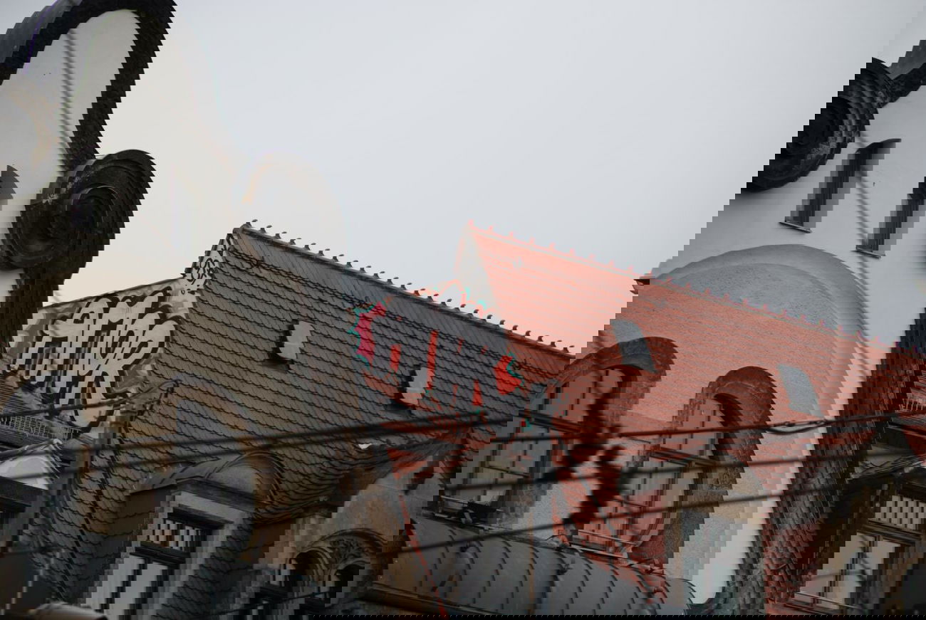 Graffiti Bombing - Photo by haftbefehl - AMOR, OSF, Dresden (2013)