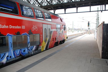 Graffiti Train - Photo by haftbefehl - PANDA, NOMI, Train (2013)