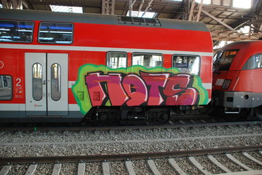 Graffiti Train - Photo by haftbefehl - HOTS, PIUS, KERL (2013)