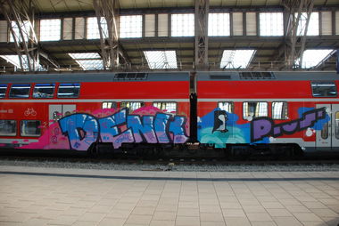 Graffiti Train - Photo by haftbefehl - DENK, PIUS, HOTS (2014)