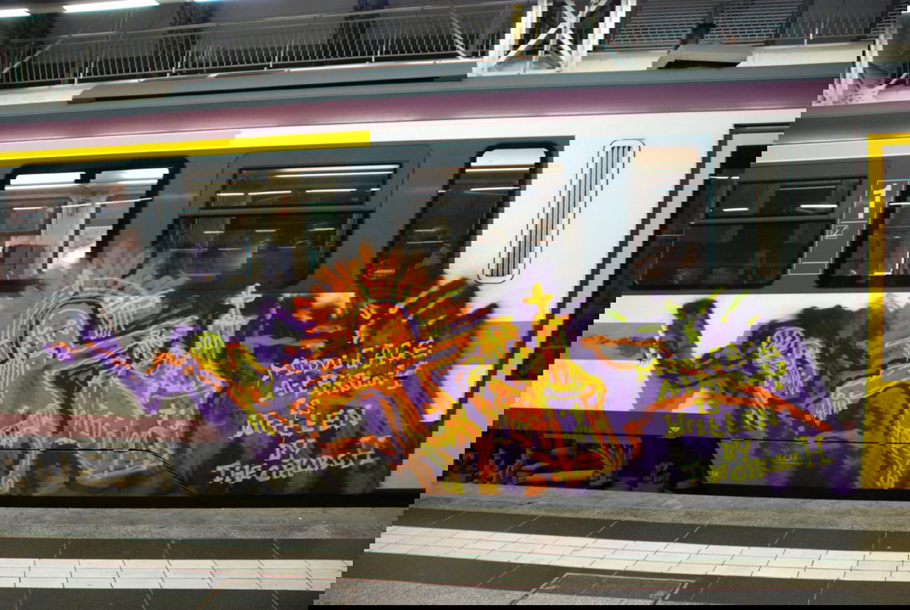 Graffiti Train - Photo by haftbefehl - Non-Writing, Art, Train (2014)
