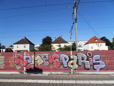 Graffiti Bombing in Frankfurt - Photo by hainz107