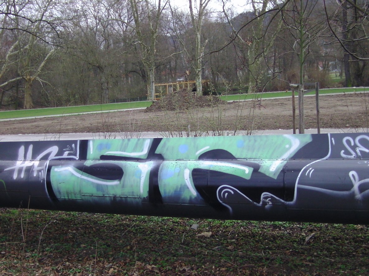 Graffiti Bombing in Jena - Photo by hainz107 - sf