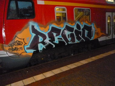 Graffiti Train - Photo by hainz107 - regio