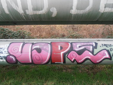Graffiti Bombing in Jena - Photo by hainz107 - nope, ibd