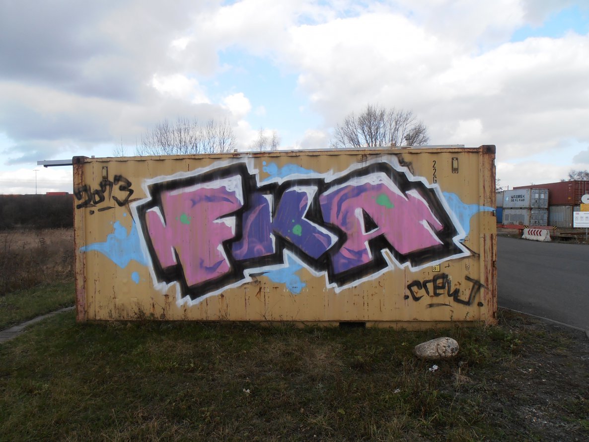 Graffiti Bombing in Leipzig - Photo by hainz107 - fka