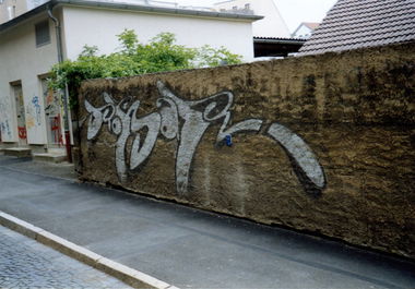 Graffiti Bombing in Jena - Photo by hainz107 - rosar, xq