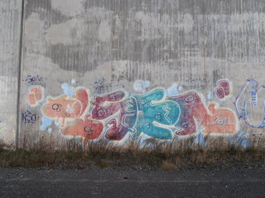 Graffiti Bombing in Leipzig - Photo by hainz107 - olsen, som