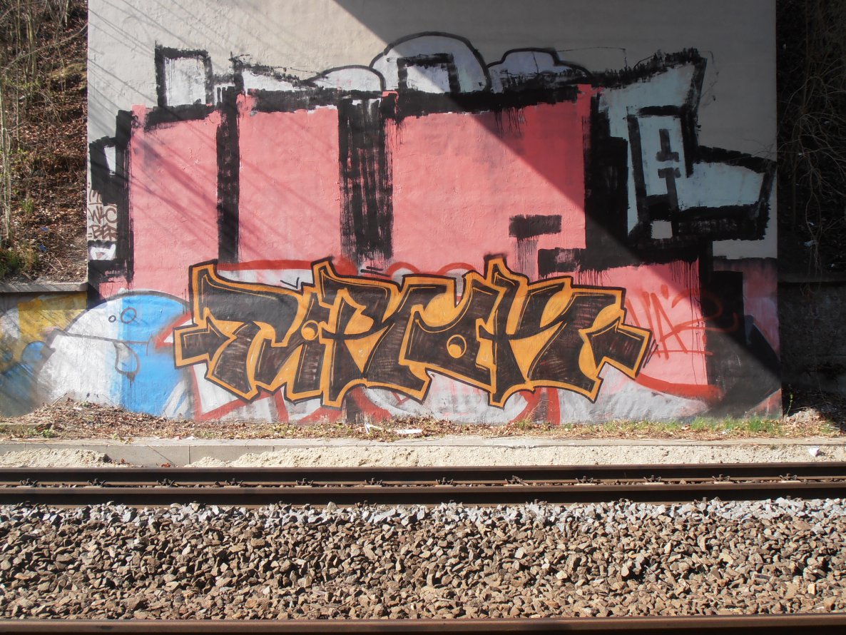Graffiti Bombing in Jena - Photo by hainz107 - turok