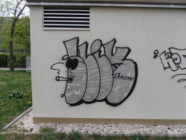 Graffiti Bombing in Jena - Photo by hainz107 - blik