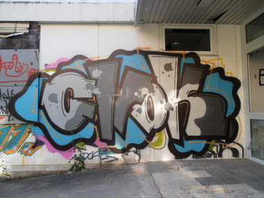 Graffiti Bombing in Weimar - Photo by hainz107 - chok