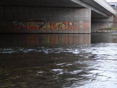 Graffiti Bombing in Jena - Photo by hainz107 - uf, ufios