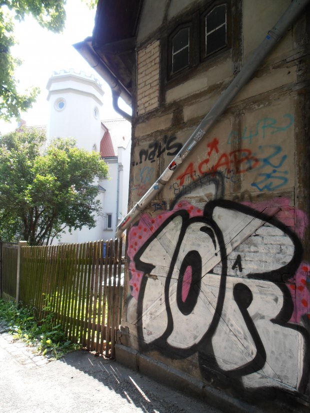 Graffiti Bombing in Jena - Photo by hainz107 - 10, 10r