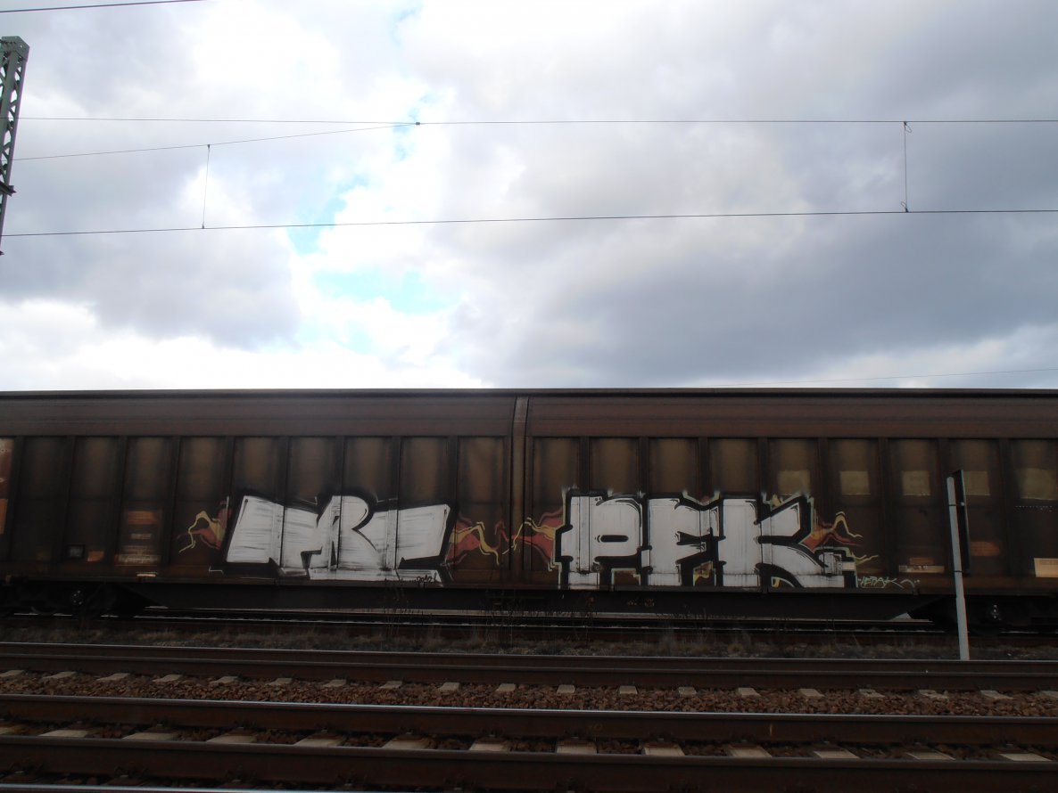 Graffiti Train - Photo by hainz107 - tbc, pfk, freight